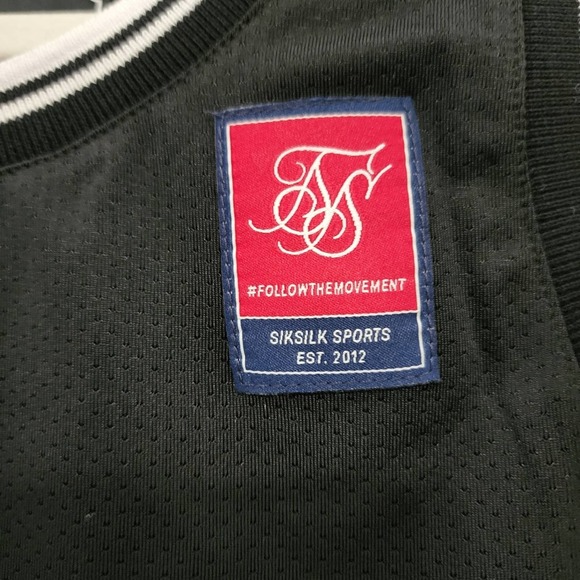 Sik Silk Retro Sport Crop Vest in Black - NWT - Picture 7 of 13